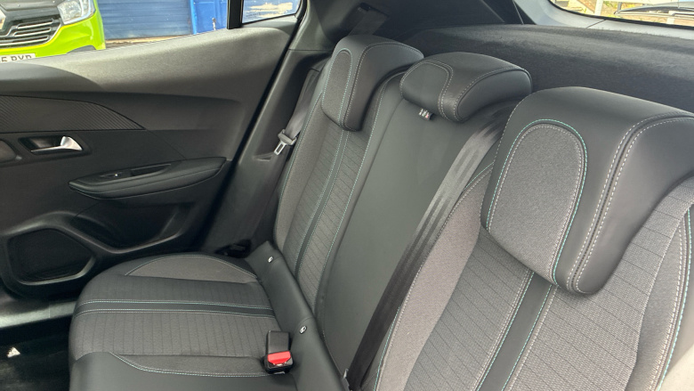 Peugeot 2008 100kW Allure Premium 50kWh 5dr Auto Electric Estate